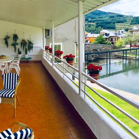 Vila Casa De La Playa Vega de Espinareda Exteriér fotografie
